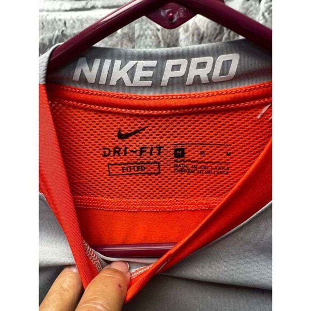 Nike Pro - Picture 3 of 7